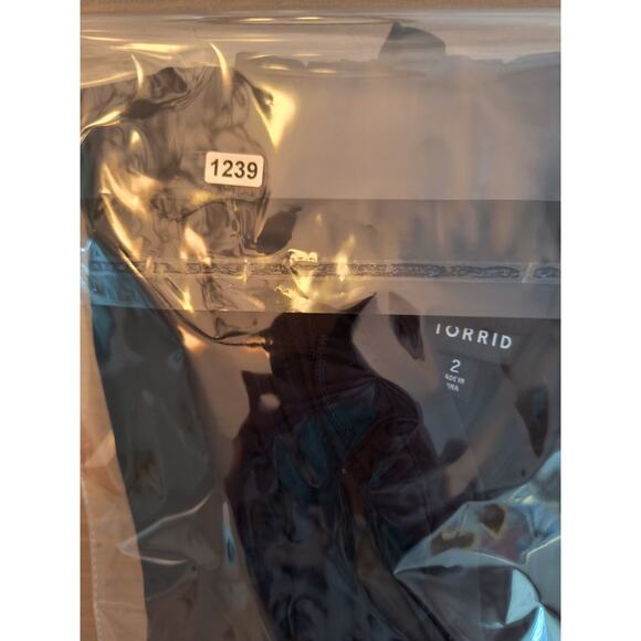 Torrid Button Down Blouse Women's 2X Black Ruffled front Smocked Waist Chiffon - Picture 15 of 15